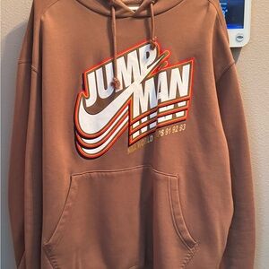 NIKE Jordan Jumpman Core Retro Logo Hoodie in Archaeo Brown
